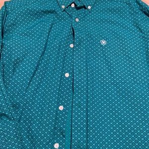 Men’s Ariat button down